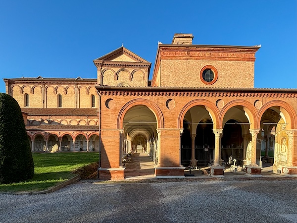 Scorcio del Cimitero Monumentale di Ferrara